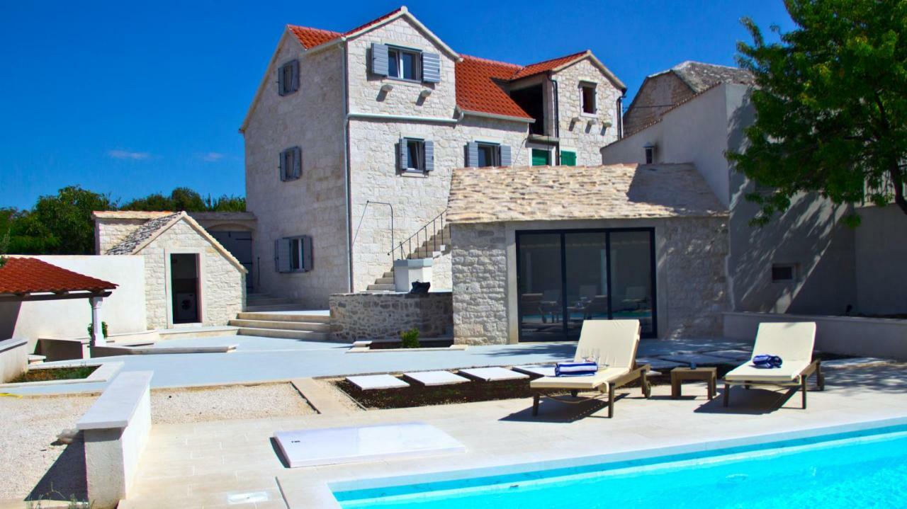 Villa Komelo Škrip Esterno foto